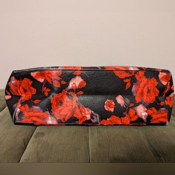 NWOT Victoria’s Secret Black Floral Barbiecore Rose Pattern Large Tote Bag - Picture 9 of 13